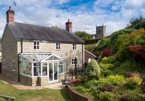 Rear Aspect (2)- click for photo gallery